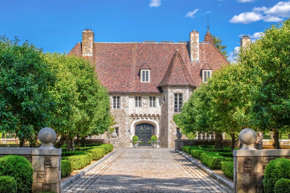 Vince Camuto's Connecticut Mansion – Home in Canada